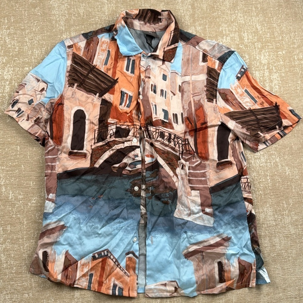 H & M Men's  SS Shirt, Size M Adobe Town Graphic,